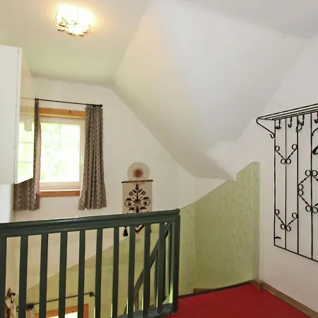 Holiday Home In Gmuend With Garden 別荘 *