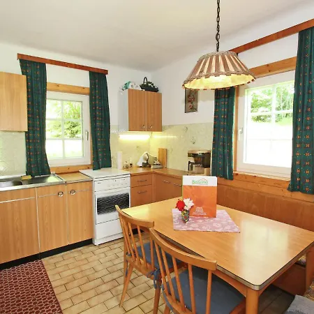 Holiday Home In Gmuend With Garden 別荘 *