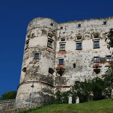 Holiday Home In Gmuend With Garden *