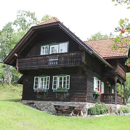 Holiday Home In Gmuend With Garden 別荘 Gmünd