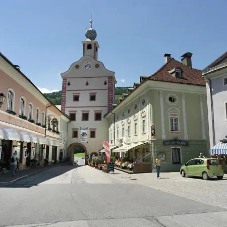 Holiday Home In Gmuend With Garden *